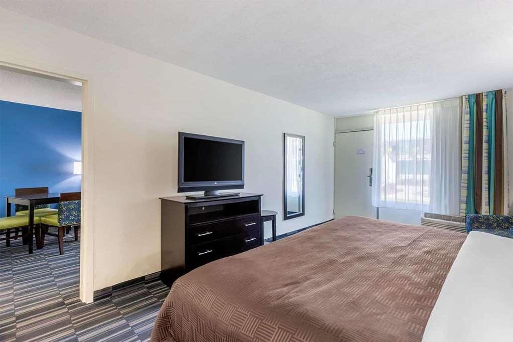 Days Inn And Suites By Wyndham Oxford Quarto foto