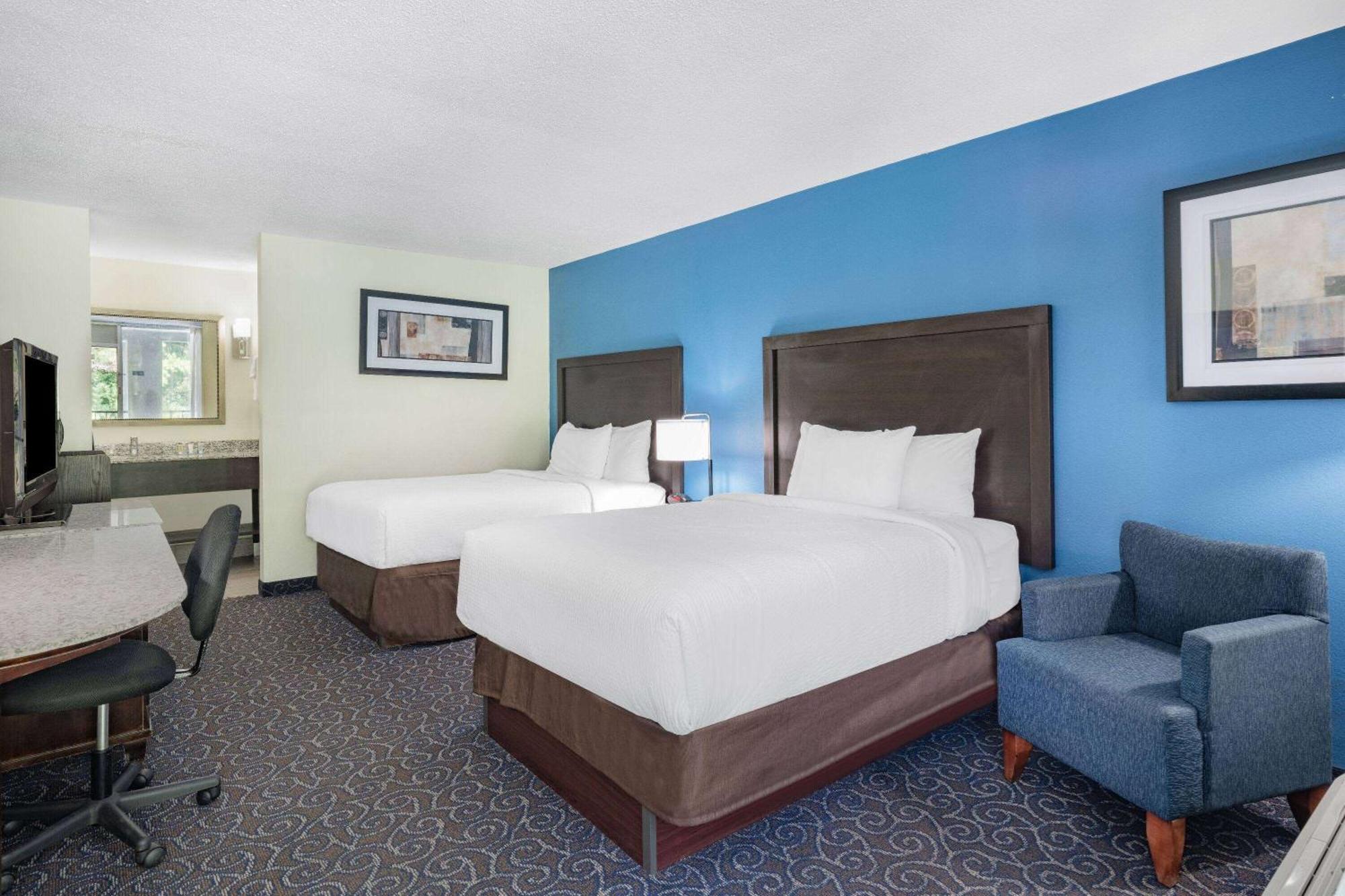 Days Inn And Suites By Wyndham Oxford Exterior foto